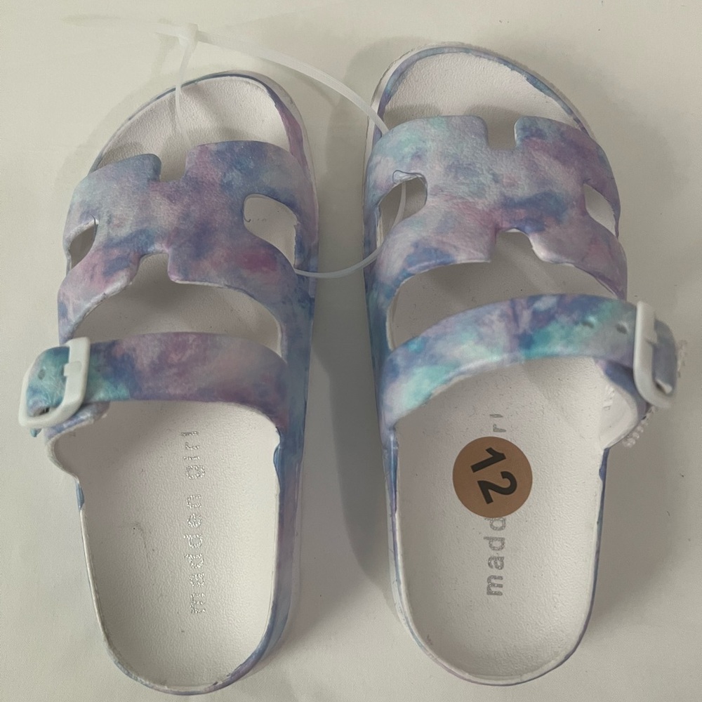 Madden Girl Blue and Purple Casual Sandals with Watercolor Strap, Brand New - Picture 3 of 10
